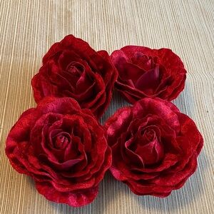 Set of 4 Velvet Red Roses For $19